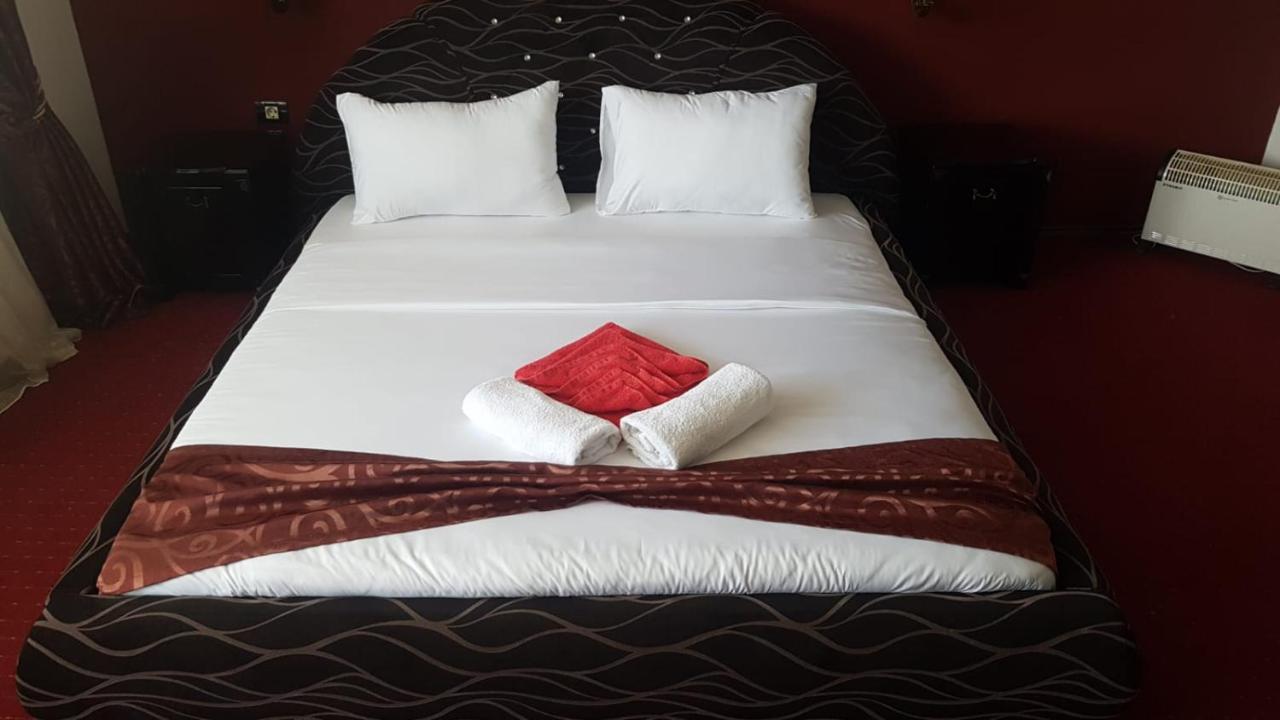 Rey Hotel Mavrovo Luaran gambar