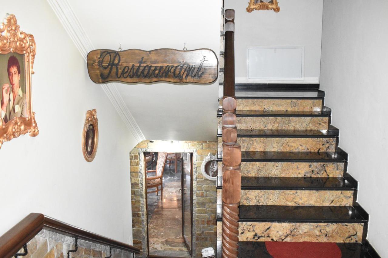 Rey Hotel Mavrovo Luaran gambar